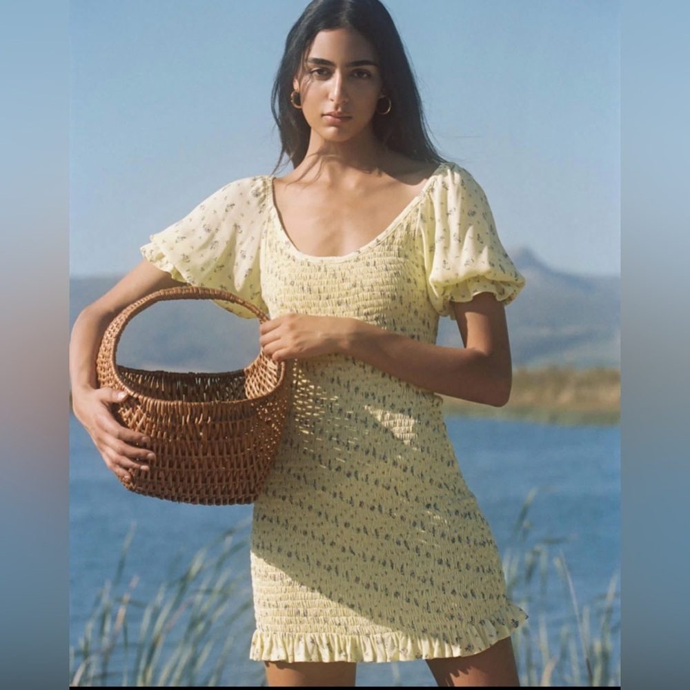 NWT Faithfull the Brand- Constantia Yellow Floral Puff Sleeve Dress. Size US 6